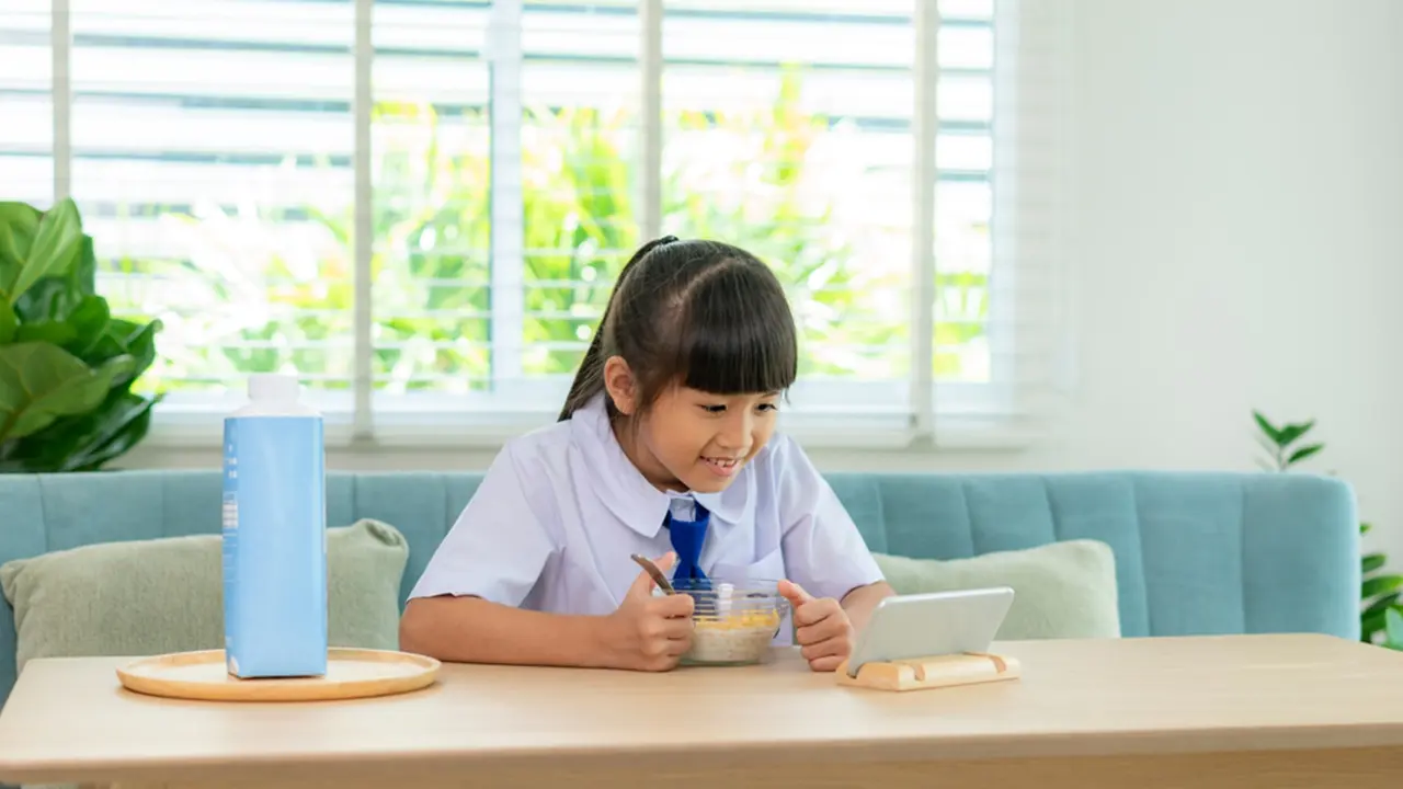 Sudahkah Anak-Anak Tahu Sumber Utama Kalor Bagi Tubuh? Ajak Dia Temukan Jawabannya