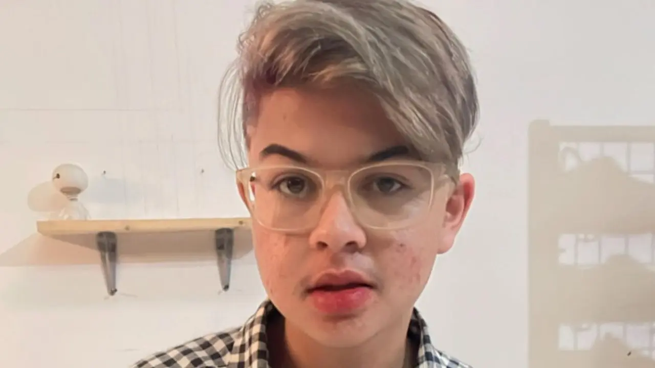 Beranjak Remaja, Ini 6 Potret Terbaru Baim Cilik dengan Berbagai Warna Rambut