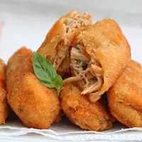 ilustrasi risol/Jamilah Pratama/Shutterstock