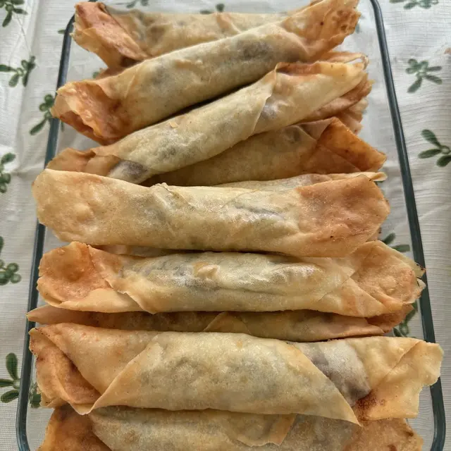 Cindy Fatikasari dan keluarga rayakan Canada Day (Instagram/cindyfatikasari)