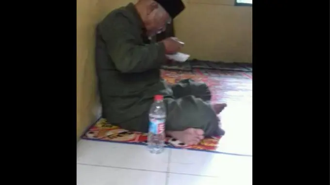 [Bintang] Rumah Digusur, Warga Pasar Ikan Cuma Bisa Menangis Histeris