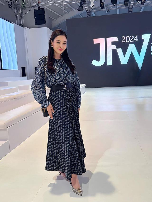 6 Potret Terkini Puteri Modiyanti 'Anak' Tommy Soeharto, Makin Menawan di Usia Dewasa