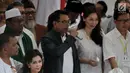 Ketua Harian Tim Kemenangan Nasional (TKN) Moeldoko memberikan sambutan saat syukuran relawan Jokowi-Ma'ruf Amin di Jakarta, Minggu (21/4). Acara syukuran tersebut diisi oleh doa bersama, mengheningkan cipta, dan potong tumpeng. (merdeka.com/Iqbal Nugroho)