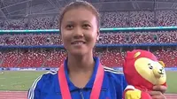Atlet atletik, Nanda Mei Sholihah, menyabet tiga medali emas di ajang ASEAN Para Games 2015 Singapura. (Kemenpora)