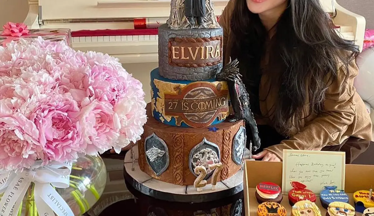 Elvira Devinamira (Instagram/elviraelph)