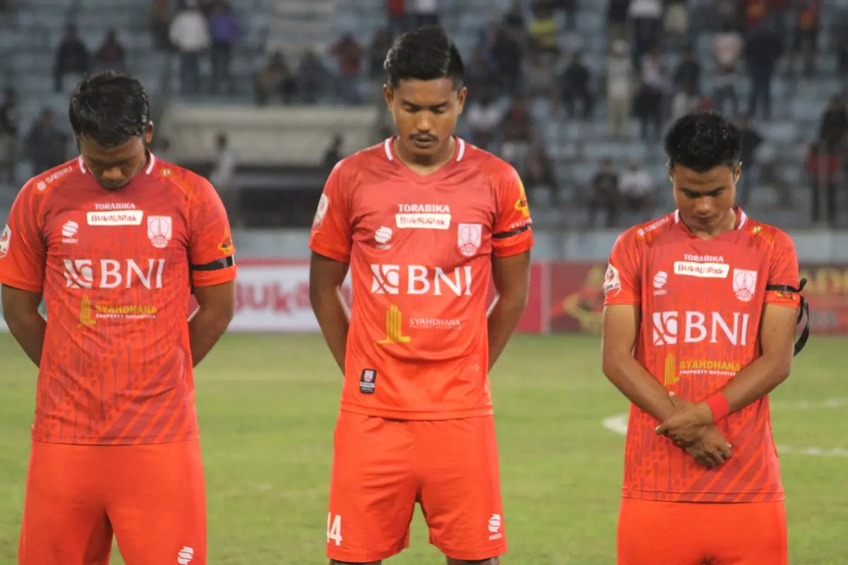 Persis Solo