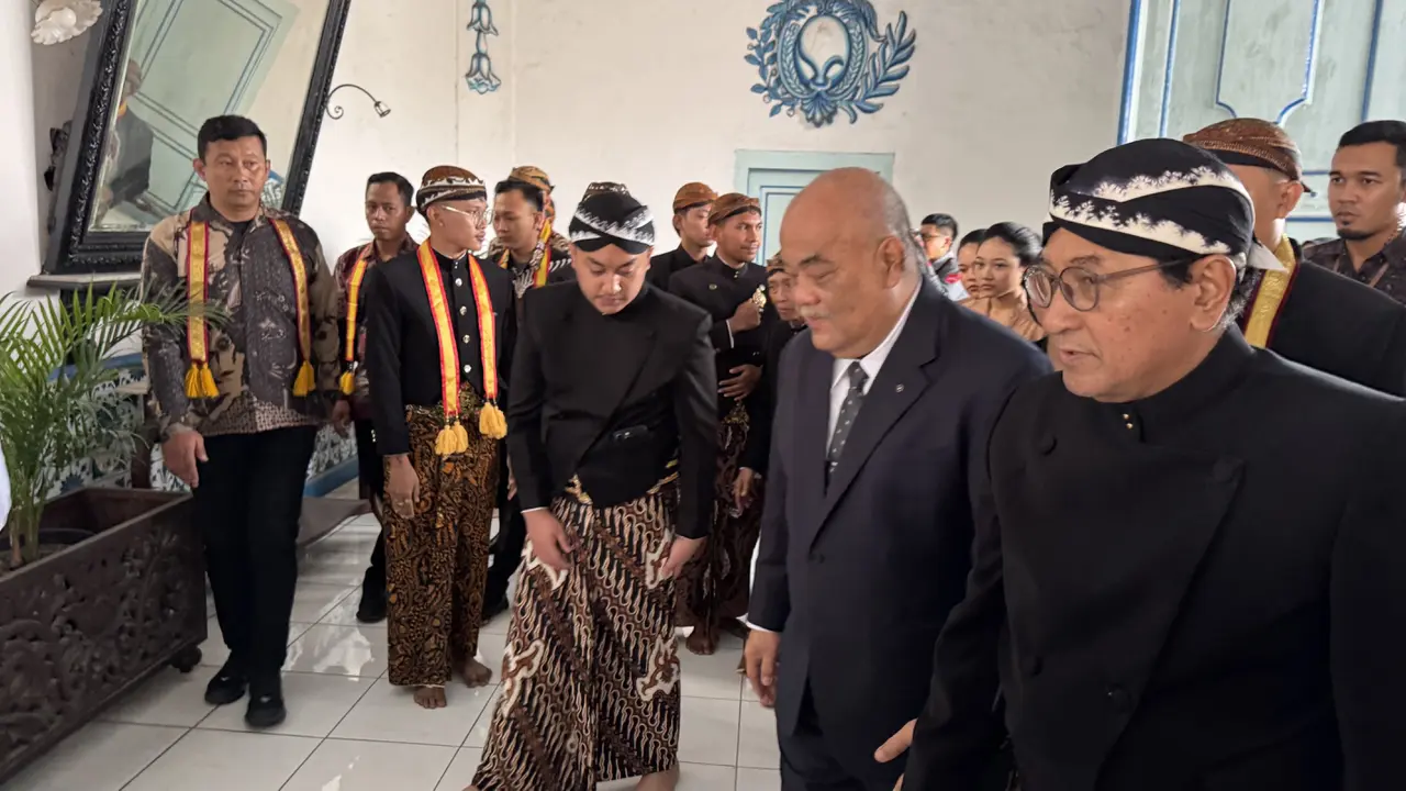 KGPAA Paku Alam X melayat ke Keraton Surakarta