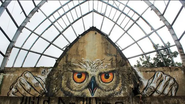 Lukisan Burung Hantu di Bali, Indonesia