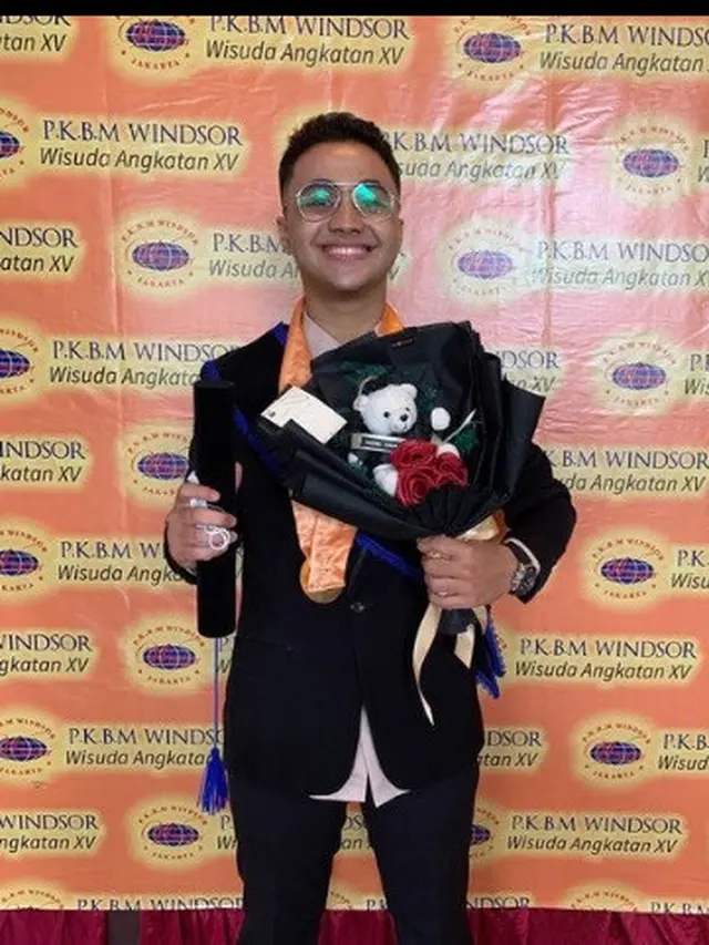 Nasar Anuz lulus SMP (Foto: Instagram @nasaranoez)