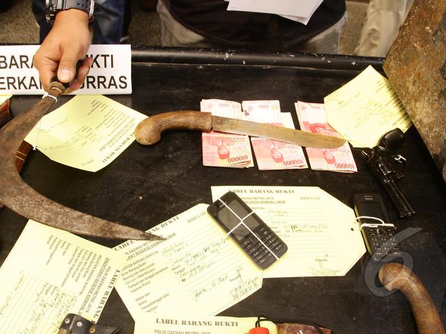 Ilmu Kebal Mahesa Kurung Bermodal Sebungkus Rokok News Liputan6 Com