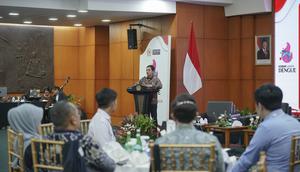Wakil Menteri Kesehatan, Prof. dr. Dante Saksono Harbuwono, Sp.PD-KEMD, Ph.D, memaparkan, langkah konkret Indonesia capai nol kematian akibat demam berdarah dengue (DBD) di 2030. (Foto: Biro Komunikasi dan Informasi Publik Kemenkes RI / Dicky Rahman)