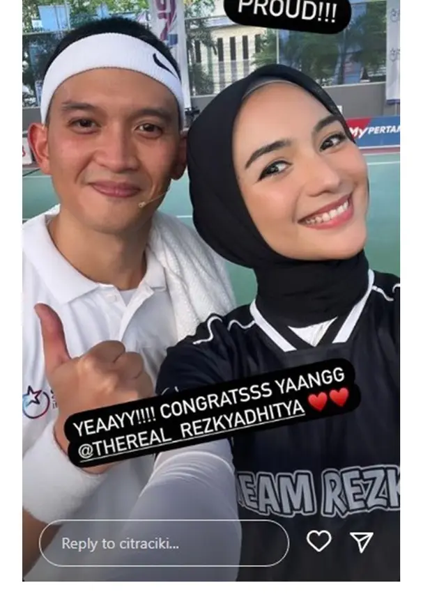 7 Potret Citra Kirana Beri Dukungan Rezky Aditya di Turnamen Olahraga Selebriti Indonesia