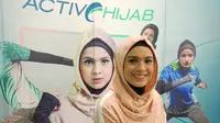 Brand ambssador Specs Hijab Active, Nycta Gina hadir pada Launching Specs Hijab Active di Margo City, Depok (20/9/2017). Specs meluncurkan produk khusus dengan tema Specs Hijab Active. (Bola.com/Juprianto Alexander)
