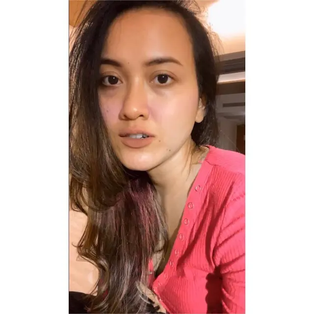 6 Potret Pedangdut Meggy Diaz Tanpa Makeup, Tetap Menawan