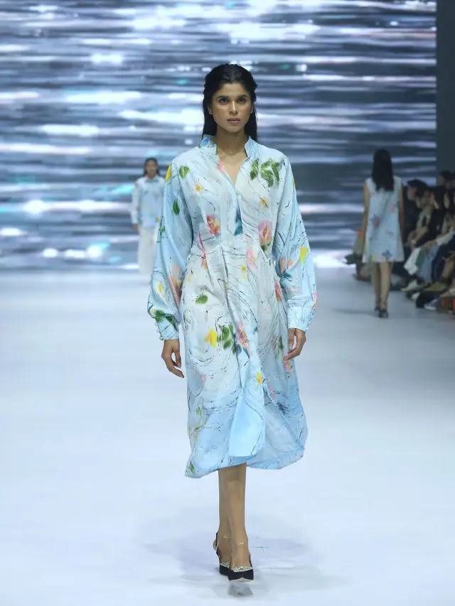 Koleksi Pakaian Ready to Wear K.A.L.A Studio di JFW 2025. [Adrian/Fimela]