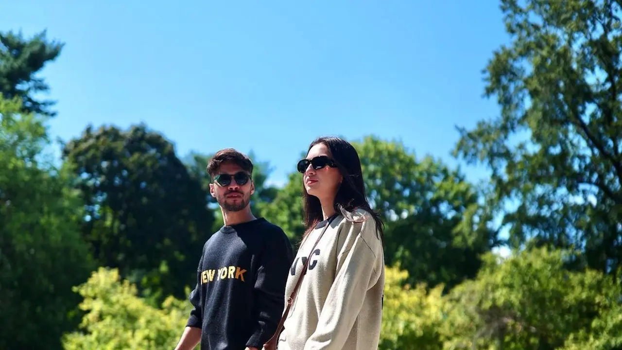 Raline Shah dan Refal Hady di New York