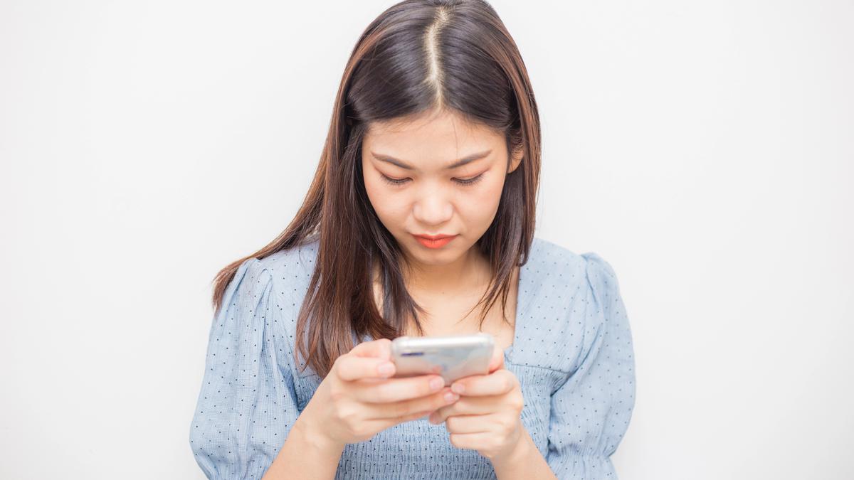 Gen Z Wajib Tahu! 3 Trik Penipu yang Lagi Marak dan Gampang Banget Menjebak