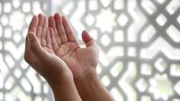 Ilustrasi doa, Islami, muslim. (Photo by Masjid MABA on Unsplash)