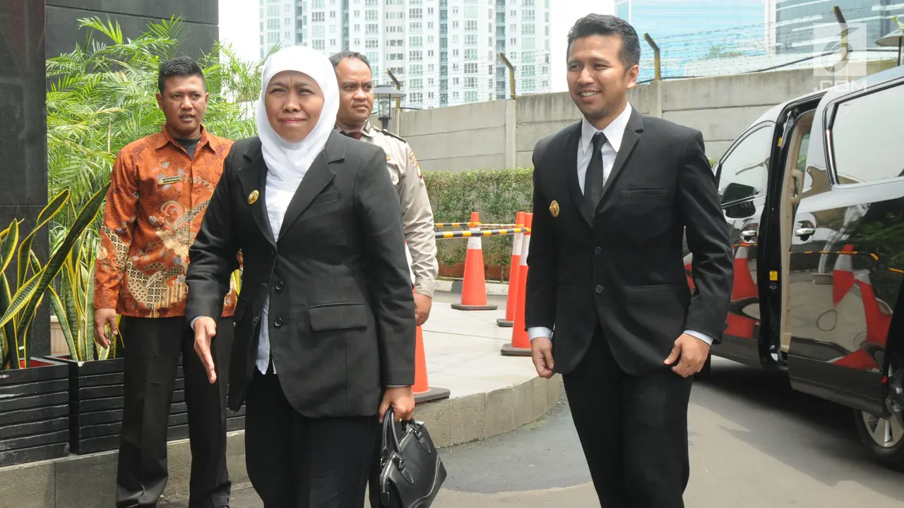 Khofifah Indar Parawansa dan Emil Dardak
