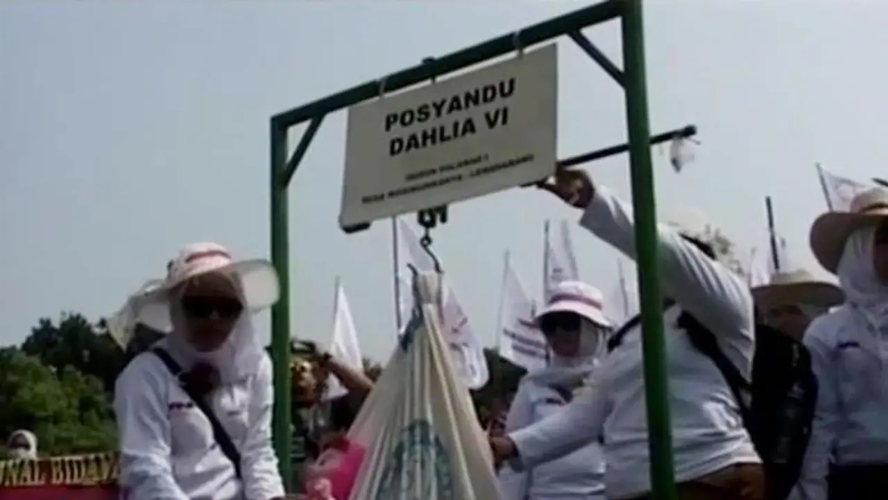 Segmen 1: Unjuk Rasa Bidan hingga Bandara SSK II Lumpuh
