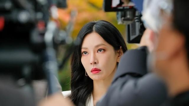 6 Pengakuan Bintang Drakor The Penthouse, soal Adegan ...