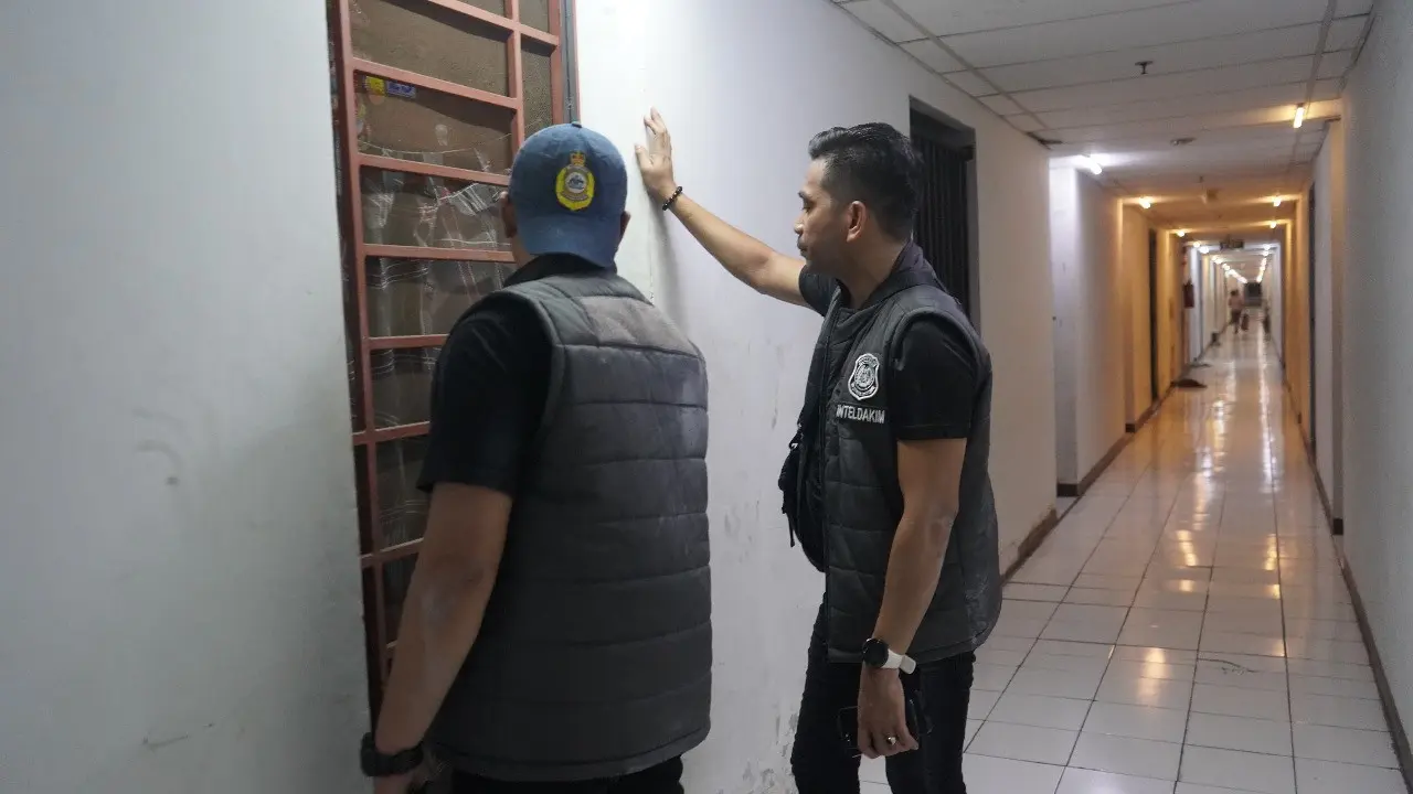 Sebanyak 29 Warga Negara Asing (WNA) bermasalah, diamankan petugas Kantor Imigrasi Kelas I Khusus TPI Bandara Soekarno Hatta.