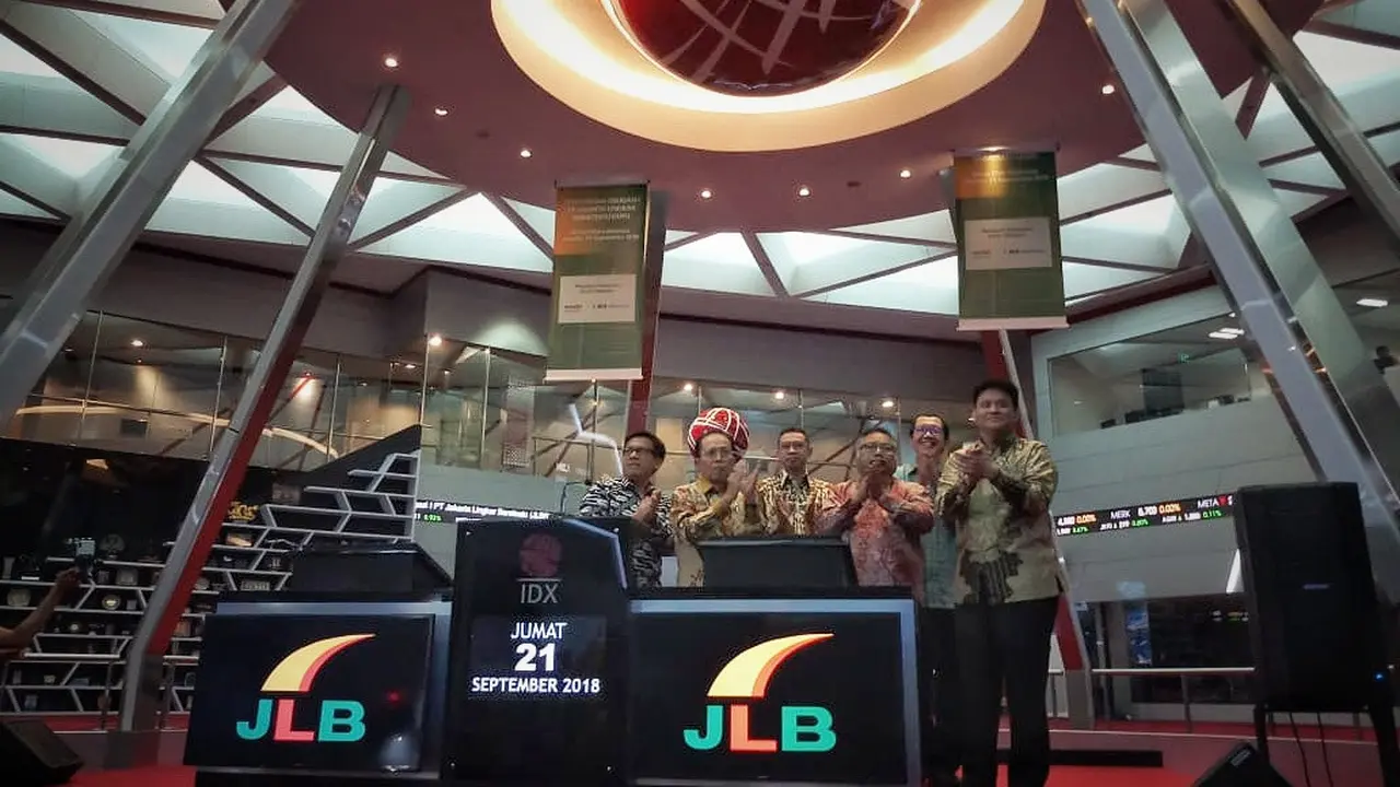 PT Jakarta Lingkar Baratsatu (JLB) mengumumkan pencatatan perdana obligasi JLB Tahun 2018 sebesar Rp 1,3 Triliun. Dok Merdeka.com/Wilfridus Setu Umbu