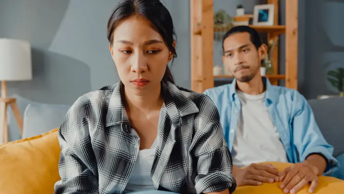 pasangan dan silent treatment