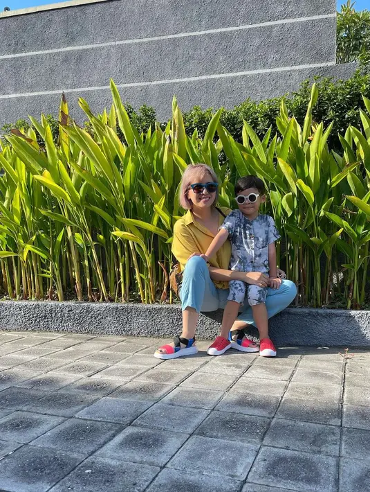 (Instagram/tya_ariestya)