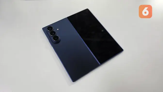 <p>Kondisi Galaxy Z Fold7 saat dibuka secara keseluruhan. (Liputan6.com/ Agustinus Mario Damar)</p>