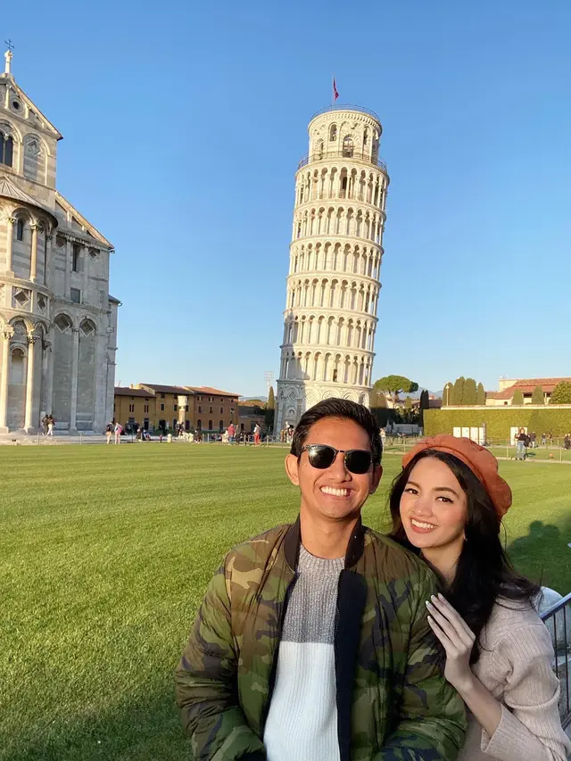 Usai dari Bali, Ini 7 Momen Bulan Madu Belva Devara dan Istri Ke Italia