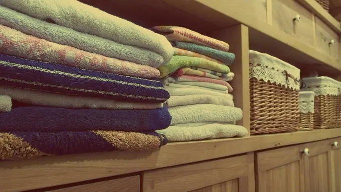 Lemari baju yang rapi ala orang Jepang