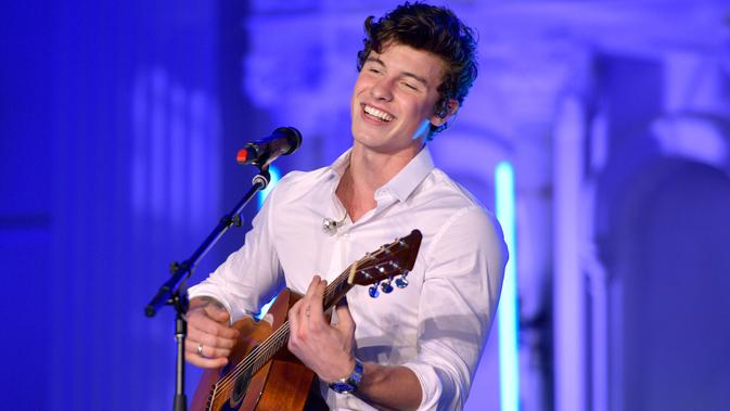 Lirik Lagu Shawn Mendes feat Khalid, Youth  Celeb Bintang.com