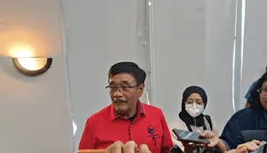 Ketua DPP PDIP Djarot Saiful Hidayat mengaku partainya belum mengetahui informasi bergabungnya Kaesang Pangarep ke PSI.