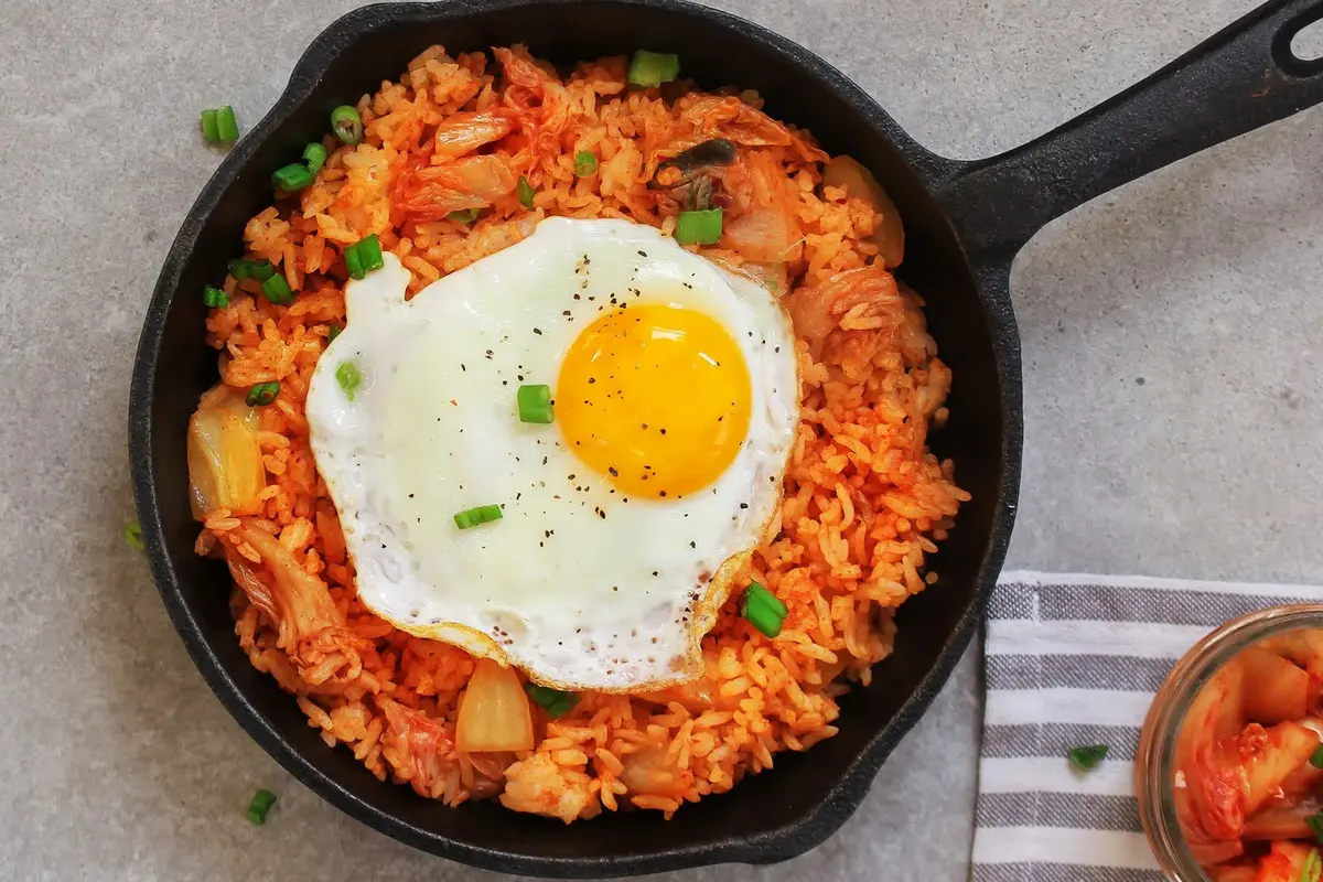 nasi goreng tuna kimchi