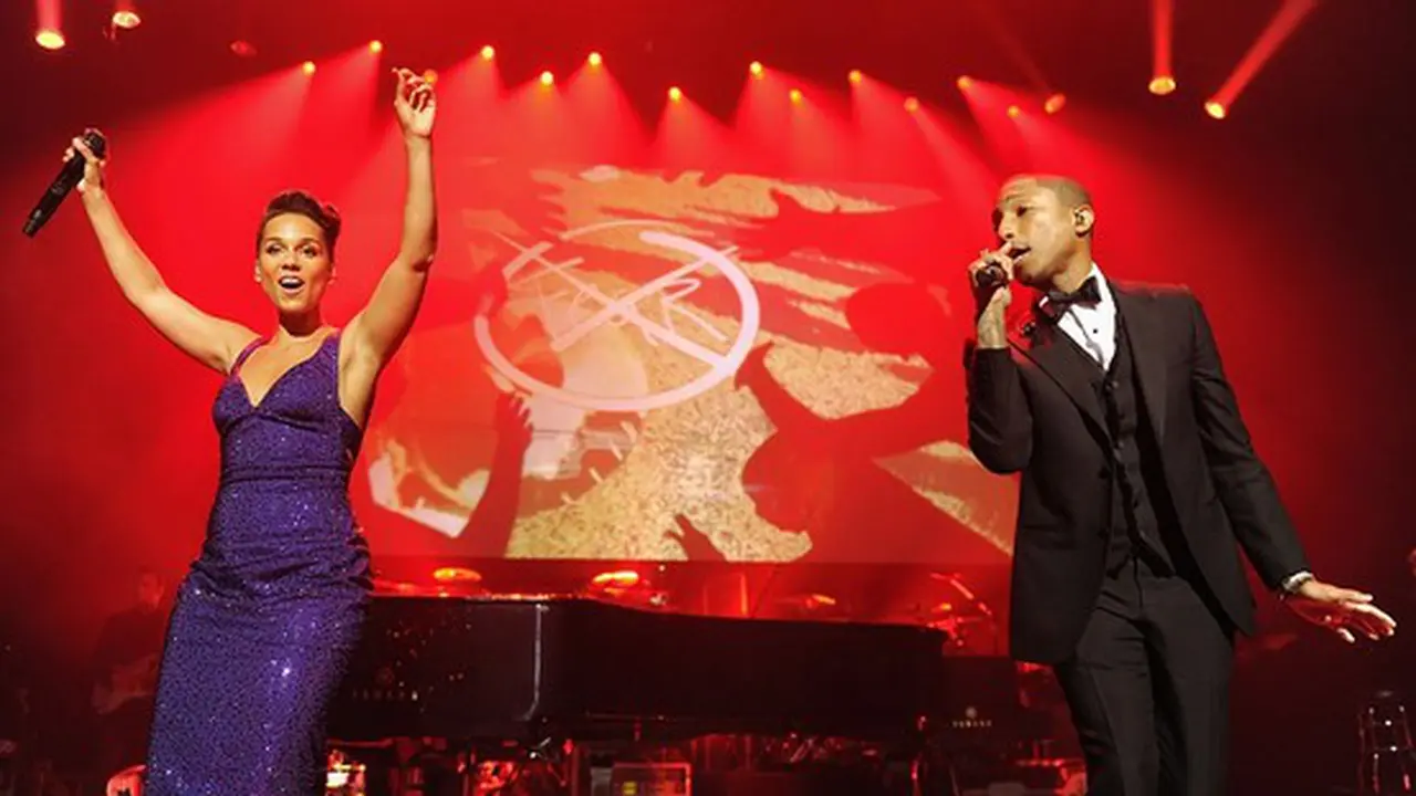 Pharrell Williams Minta Bantuan Alicia Keys Jadi Mentor The Voice