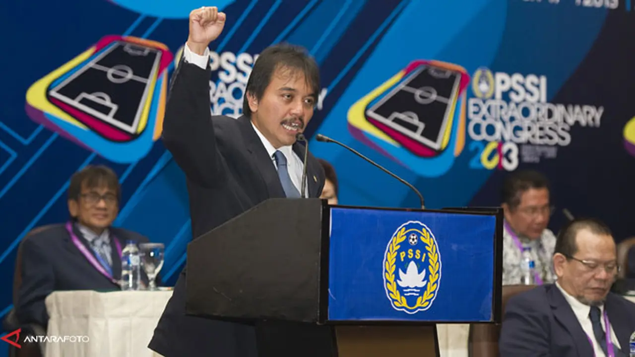 roy-suryo-pendapat-130321c