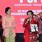 Wakil Gubernur DKI Jakarta Rano Karno, Ketua Umum PDIP Megawati Soekarnoputri, istri Gubernur Jakarta Pramono Anung, Endang Nugrahani, dan Ketua DPP PDIP I Gusti Ayu Bintang Darmawati. (Foto: Tim Media PDIP).