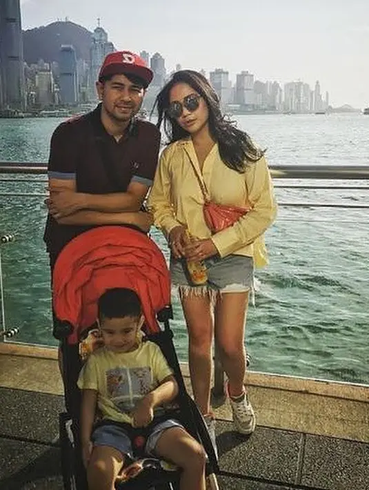 “Dulu Gigi 'yaudah kamu kalau nggak pulang-pulang ke luar dari rumah' oke ke luar gue. Nggak pulang tiga bulan," lajutnya. (Instagram/raffinagita1717)