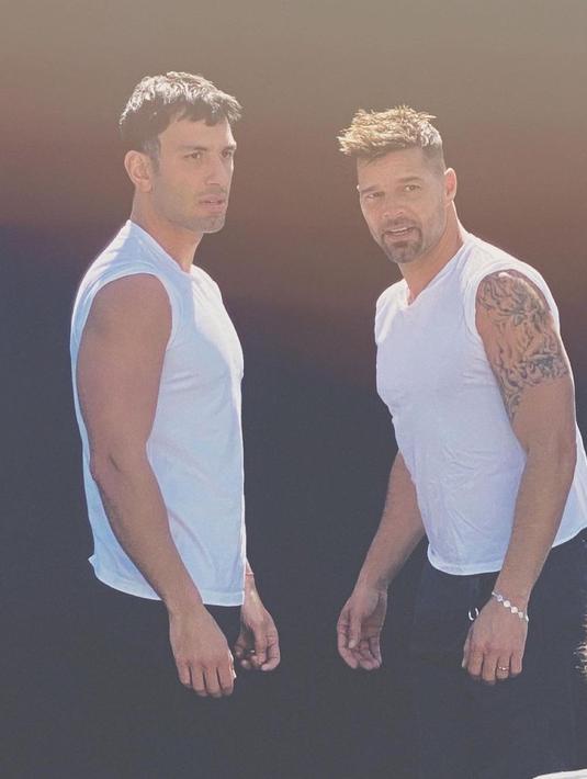 Potret Kenangan Ricky Martin dan Suaminya Sebelum Umumkan Perceraian