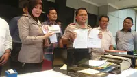 Polres Bekasi menangkap 3 orang pemalsu surat tanah (Fernando Purba/Liputan6.com)