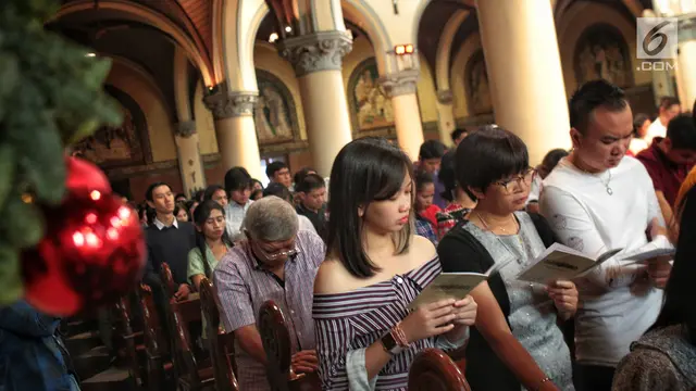 Misa Natal di Gereja Katedral
