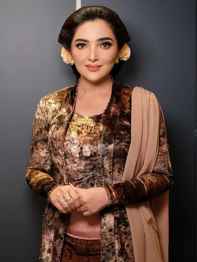 6 Inspirasi Kebaya Elegan ala Ashanty untuk Segala Kesempatan