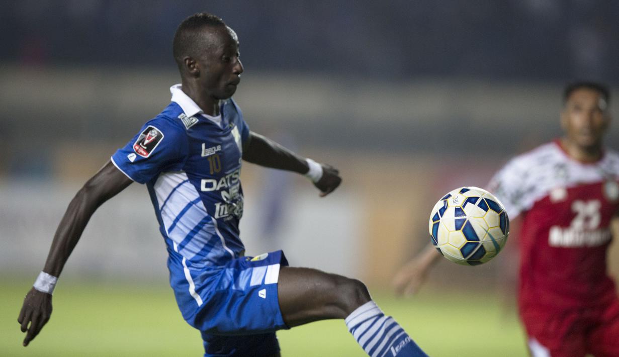 Makan Konate Bisa Diandalkan Untuk Memanfaatkan Servis Bola Mati (Bola.com/Vitalis Yogi Trisna)