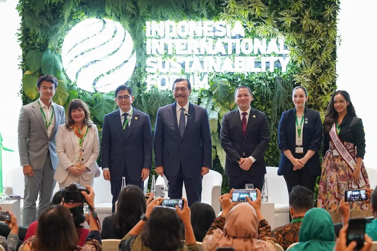 Menteri Koordinator Bidang Kemaritiman dan Investasi (Menko Marves) Luhut Binsar Pandjaitan dalam  Indonesia International Sustainability Forum 2024 (ISF 2024). (Dok Kemenko Marves)