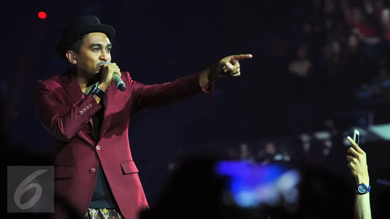 20151017-Glenn Fredly Konser Menanti Arah-Jakarta