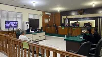 Persidangan petinggi PT Siak Bumi Pusako yang didakwa korupsi penyertaan modal. (Liputan6.com/M Syukur)