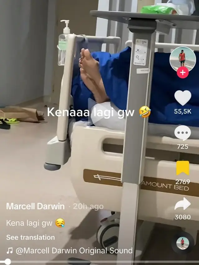 Video Tiktok Marcell Darwin kena "omel" istri (Tiktok/Marcelldarwin58)