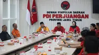 Para pimpinan partai non parlemen mendatangi DPD PDIP Jatim jelang Pilkada 2024. (Dian Kurniawan/Liputan6.com)