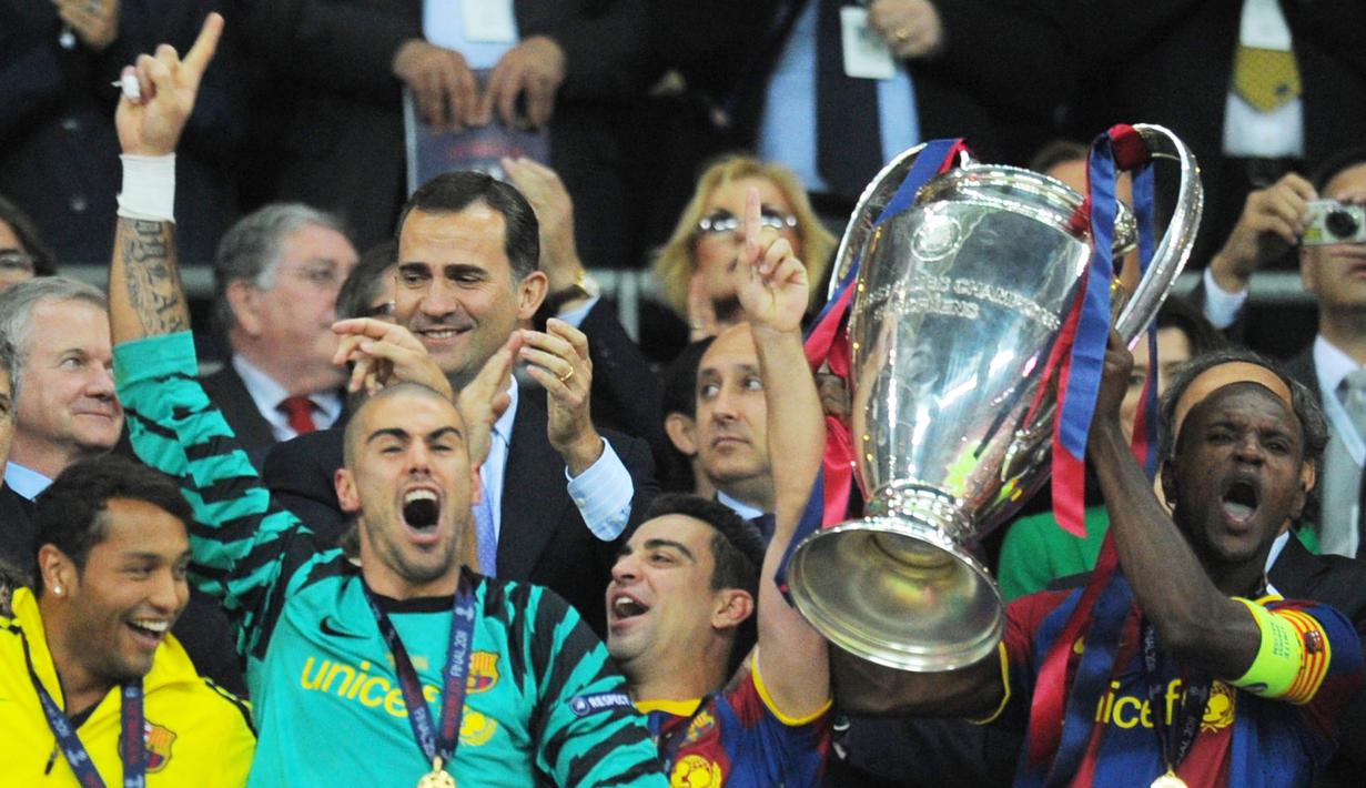 Kiper paling berhasil dalam sejarah Barcelona ini juga turut membantu Los Cules merengkuh 21 titel juara, termasuk enam trofi La Liga dan tiga Liga Champions. (AFP/Lluis Gene)